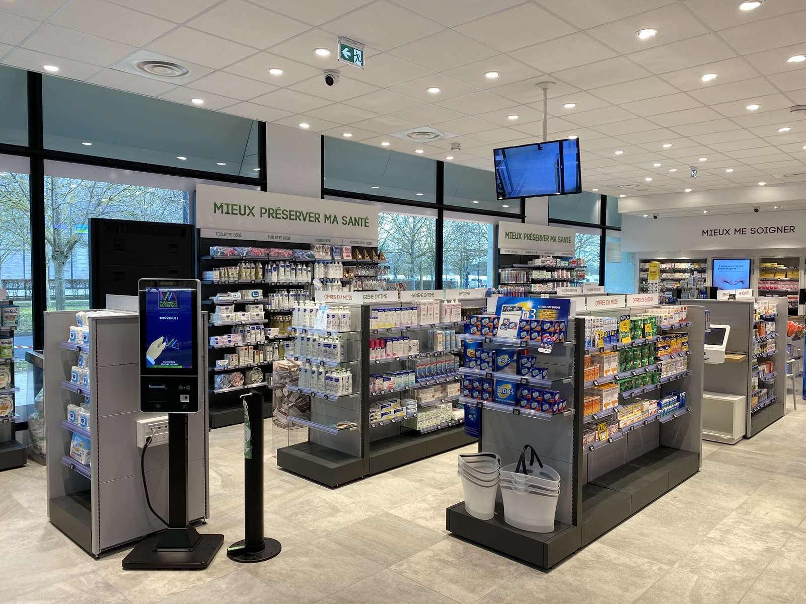 agencement-pharmacie-espace-vente-france-entiere-bureau-d-etudes-maitre-d-oeuvre
